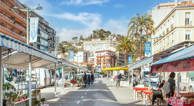 Menton Apartment, Buchen Sie Ferienwohnung Menton Great Alpine Road