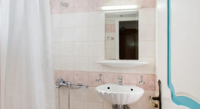 Двухместный номер Economy с балконом и с видом на горы Iris Beach Hotel