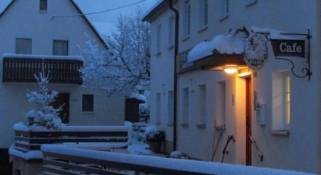 Cafe Jakobsklause, Book Hotel Pommelsbrunn Middle Franconia
