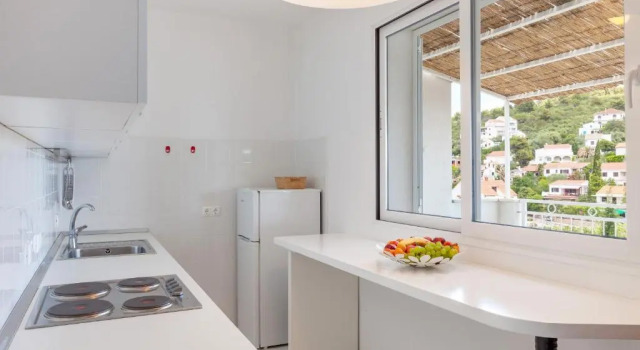 Holiday home Duje, Rezerwuj Hotel Hotele w Split-Dalmatia County z parkingiem, Parking