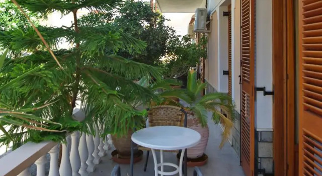 Студия Gorgona Hotel