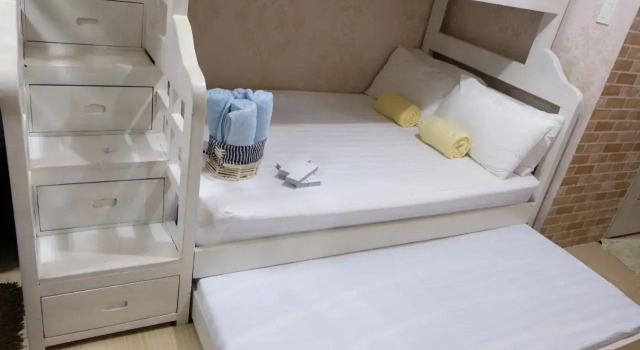 Cozy Staycation by Paris, Rezerwuj Apartamentowiec hotelowy Hotele w National Capital Region z basenem, Basen