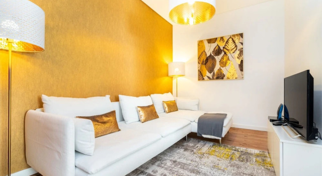 Апартаменты Golden Premium Apartment