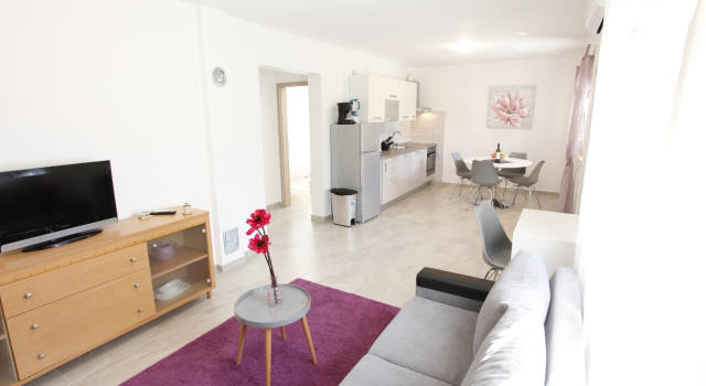 Holiday house Olive Privlaka, Zadar riviera