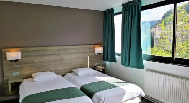 Двухместный номер Standard с видом на горы Jura Hotel Restaurant Le Panoramic