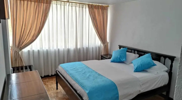 Номер Comfort Hotel Santamaria en quito