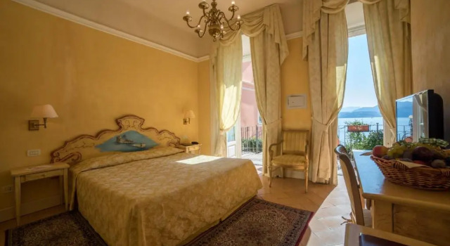 Двухместный номер Superior с видом на озеро Hotel Cannero