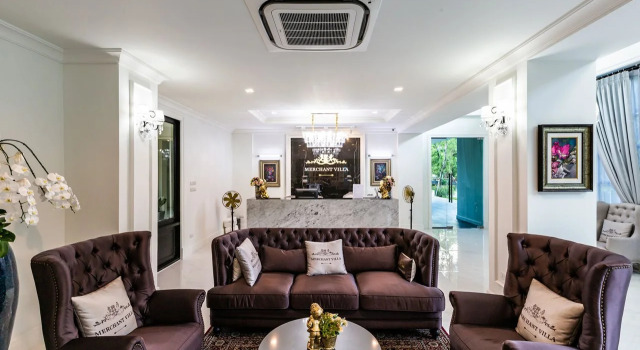 Merchant Villa