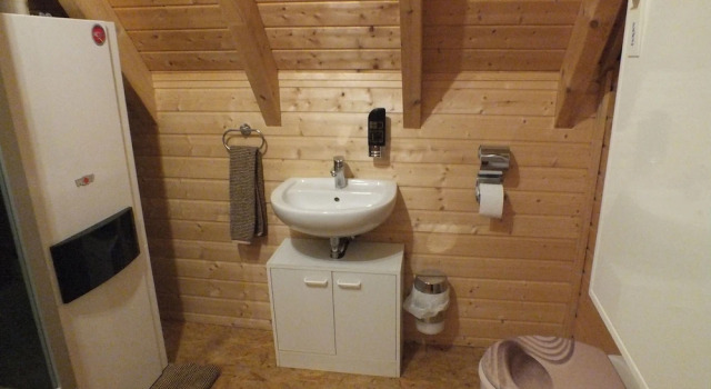 Коттедж с 2 комнатами с балконом и с видом на реку Rheinufer Lodge