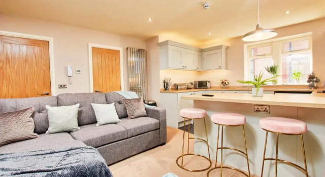Stunning Central Gems of Harrogate - Sleeps 18!
