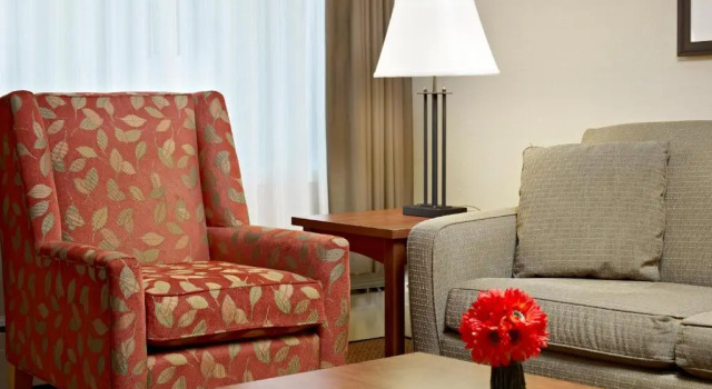 Двухместный люкс c 1 комнатой Charlottetown Inn & Conference Centre