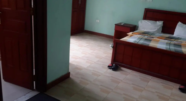 20/20 Guest House