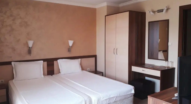 Двухместный номер Standard с балконом Family Hotel Radiana