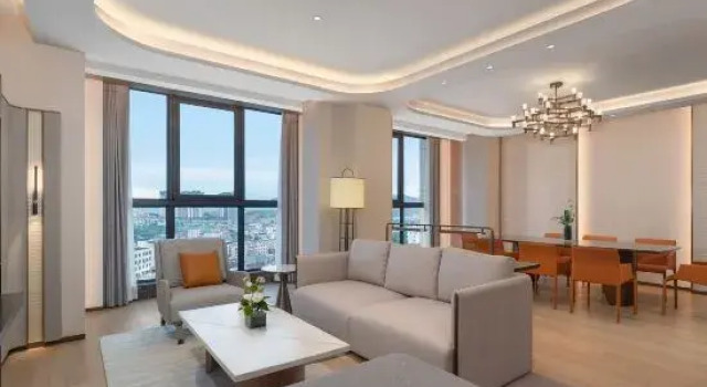 Двухместный люкс с 2 комнатами Holiday Inn Shaoguan Shaozhou City by IHG