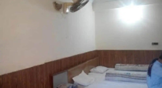 White House Hotel Murree, Rezerwuj Hotel Hotele w Punjab Region z parkingiem, Parking