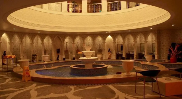 Oriental Luoma Hotel, Prenota Hotel Hotel a Taizhou con parcheggio, Parcheggio
