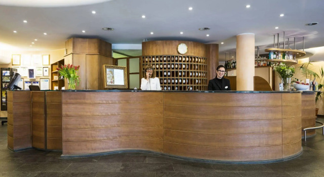 Dependence del Parco, Book Hotel Porlezza Lake Lugano