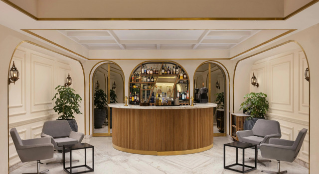 Renaissance Lucknow Hotel, Gomti Nagar, Забронировать Отель Гомти Нагар 
