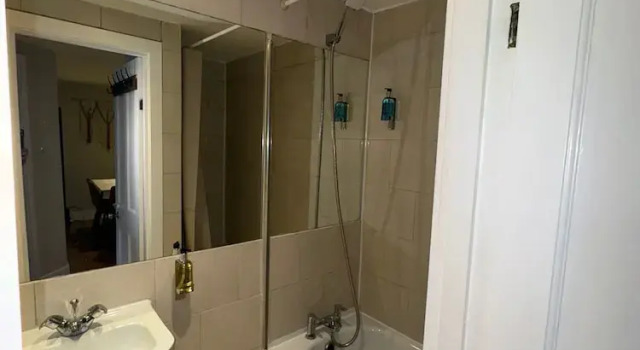 Апартаменты Imperial Hogarth Road Apartment