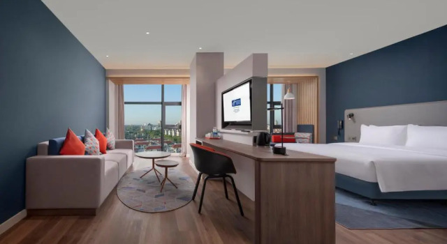 Люкс Holiday Inn Express Shanghai Qingpu New City by IHG