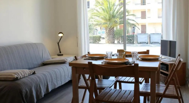 Appartement Port-la-Nouvelle, 2 pièces, 4 personnes - FR-1-229C-9, Book Lejlighed Hoteller i Corbières med parkering, Parkering