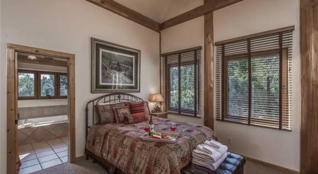 Panther Lodge by Ruidoso Vacation Rentals, Varaa Lomakoti Ruidoso New Mexico