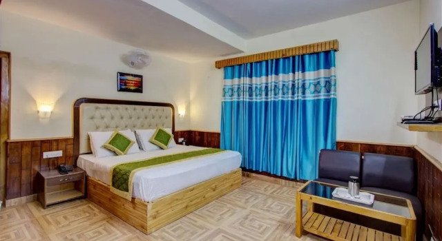 Двухместный номер Standard с балконом Hotel Samiru Manali