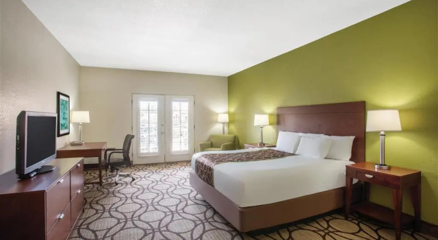 La Quinta Inn Suites Conference Center Prescott, Rezerwuj Hotel Prescott Arizona