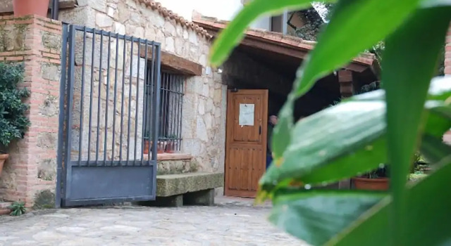 Hostal El Cardenillo, Buchen Sie Hotel Madrigal de la Vera 