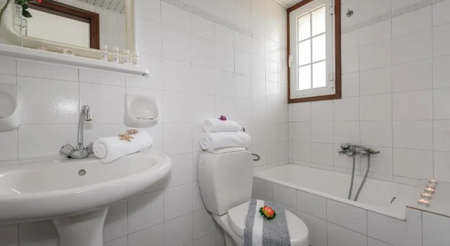 Апартаменты Louladakis Apartments