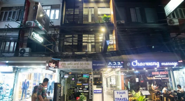 Another Day in Bangkok A D B 08 Express - Hostel