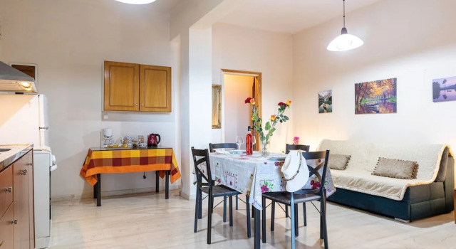Seaside Sunset Flat - Perfect Location, Забронировать Отель Отели периферийной единицы Мессения 3 звезды, 3*