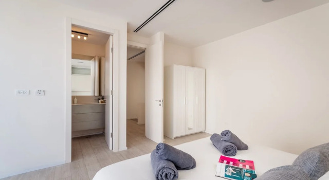 Вилла с балконом Magical Villa in Herzliya