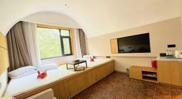 Двухместный люкс Deluxe Yan'an·Folk Culture Hotel (Wangjiaping Former Site Branch of Yan'an Revolutionary Memorial Hall)
