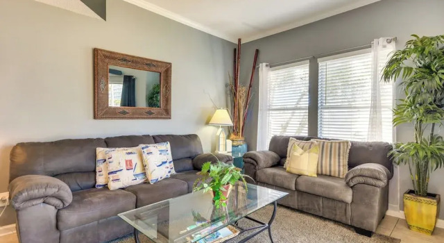 Апартаменты Destin Ground-level Condo w/ Private Beach Access