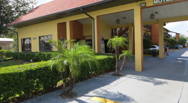 Budget Inn - Orlando, Varaa Hotelli Orlando Kissimmee