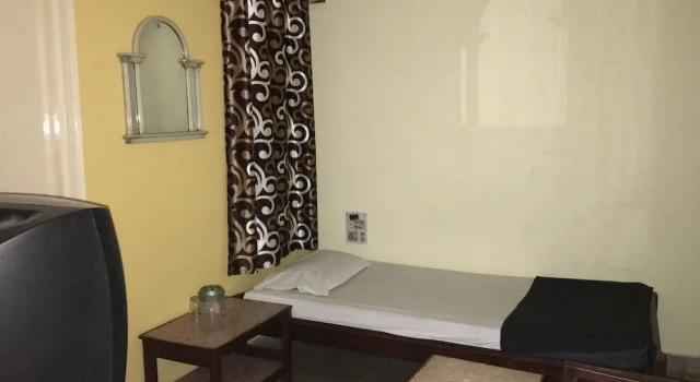 Одноместный номер Deluxe Hotel Bhavani Lodge