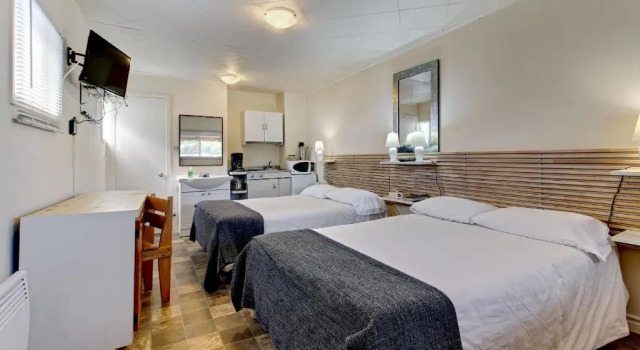 Четырёхместный номер Standard Motel Appartements le Saint-Patrick
