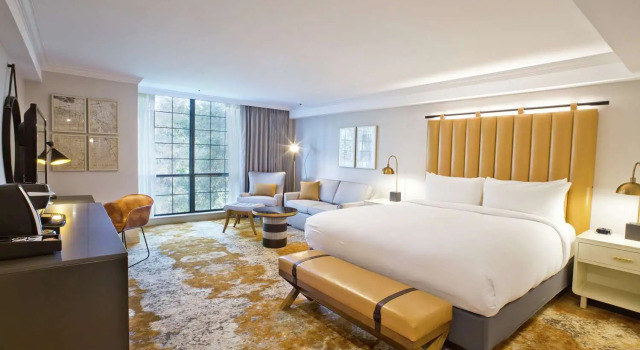 Полулюкс The Inn at Saratoga, Tapestry Collection by Hilton