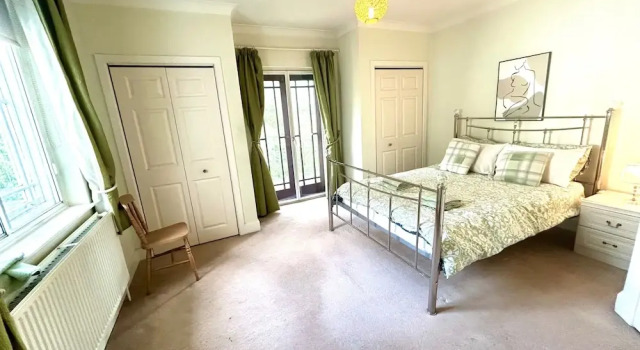 Private Lincoln Retreat - 4 Bedroom House, Varaa Lomakoti Mökit kohteessa Merseyside, Mökki