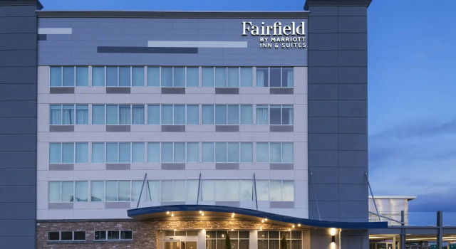 Fairfield Inn & Suites by Marriott St. Louis Downtown