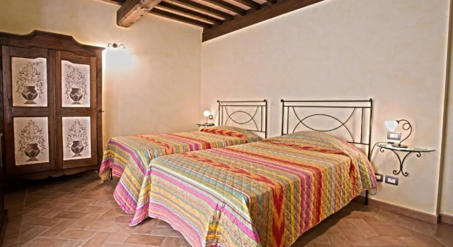 Casa Sandro a Podere Pascianella, Book Apartment Hotels in Trequanda with Parking, Parking