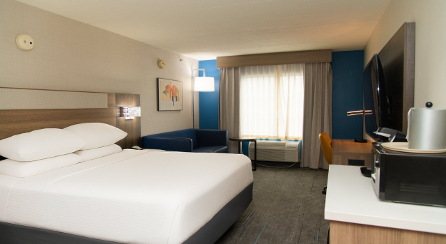 Holiday Inn Express Hotel & Suites Pittsburgh-South Side, Book Hotel Hoteller i Pittsburgh med pool, Swimmingpool