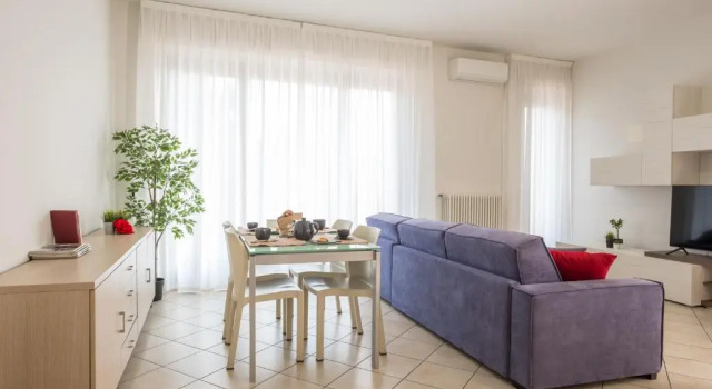 Апартаменты By The Lake Apartments - Centro Storico