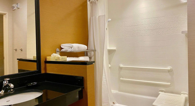 Четырёхместный номер Standard Fairfield by Marriott The Dalles