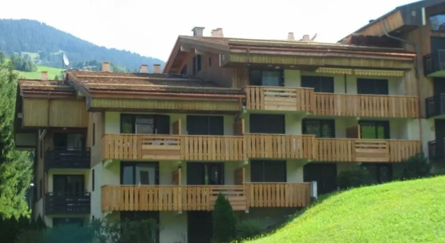 PARNASSE 203 La Clusaz skis aux pieds, Забронировать Отель Ла-Клюза Лыжный курорт на озере Анси, рядом с Плавательный бассейн Aravis