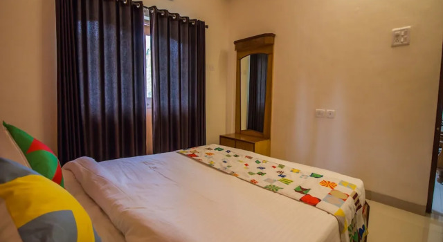 OYO 13515 Home Graceful Studio Calangute, Prenota Hotel Hotel a Goa con parcheggio, Parcheggio