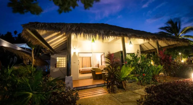 Бунгало Deluxe с балконом и с видом на море Serenity Resort Koh Chang