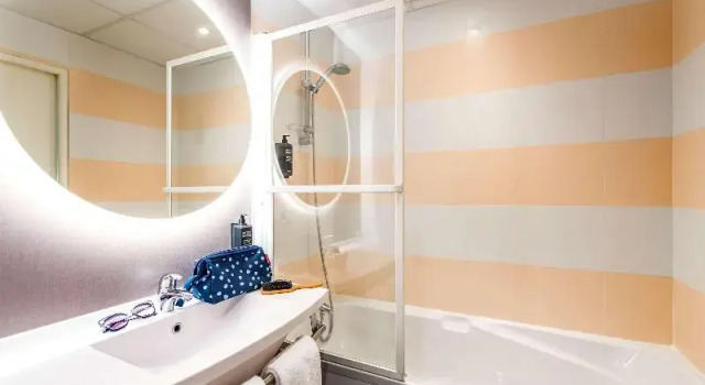 Люкс ibis Styles Rennes Cesson
