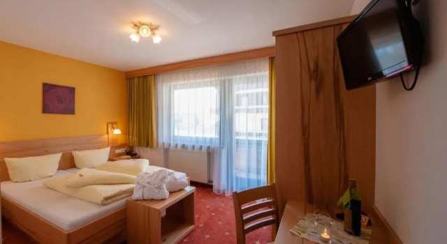 Garni Rustika, Rezervovat Hotel Hotely v Tyrolsko se snídaní, Snídaně